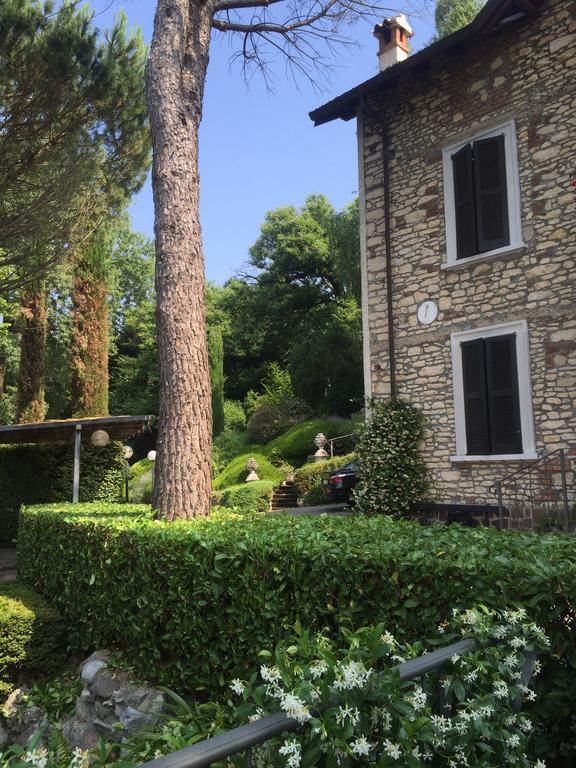 Il Pioppo Antico Apartment Viggiù Cameră foto